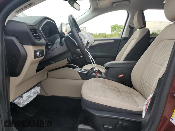 2021 Ford Escape SE z VIN 1FMCU9G6XMUA97492, wystawiony jako Copart lot #59129685 z przebiegiem 27 028 mil mil oraz Szkoda całkowita • Salvage title. Historia ofert i sprzedaży dostępna na DreamBid. Obrazek 7.