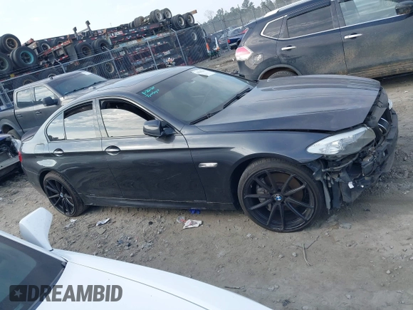 2013 BMW 5 Series 550i xDrive with VIN WBAFU9C50DDY70918, listed as a IAAI auction lot 41501293 with 77,675 mi miles and . Bid and sale history available at carsss.com. Image 14.