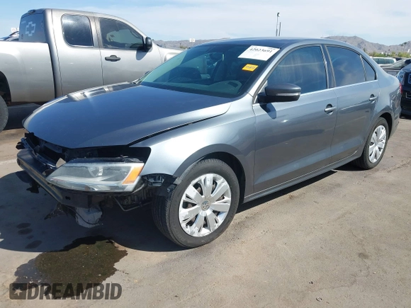 2013 Volkswagen Jetta Sedan SE with VIN 3VWDP7AJ8DM384221, listed as a IAAI auction lot 42023691 with 157,403 mi miles. Bid and sale history available at carsss.com. Image 17.