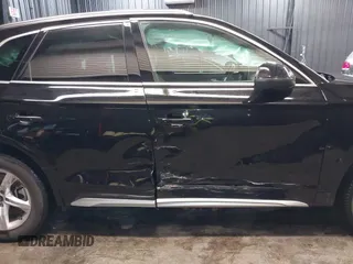2024 Audi Q5 Premium with VIN WA1ABAFY0R2064293, listed as a IAAI auction lot 41084226 with 5,701 mi miles and . Bid and sale history available at DreamBid. Image 18.