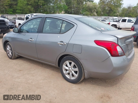 2012 Nissan Versa SV with VIN 3N1CN7APXCL888835, listed as a IAAI auction lot 41909493 with 132,377 mi miles. Bid and sale history available at carsss.com. Image 3.