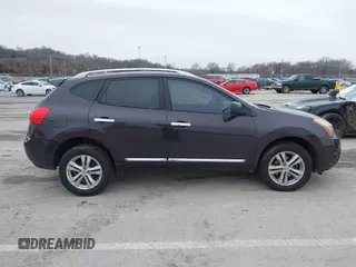 2015 Nissan Rogue S z VIN JN8AS5MT5FW154441, wystawiony jako IAAI lot #41592444 z przebiegiem 150 214 mil mil oraz . Historia ofert i sprzedaży dostępna na DreamBid. Obrazek 13.
