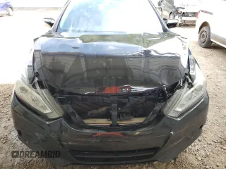 2017 Nissan Altima SR z VIN 1N4AL3AP8HC470513, wystawiony jako Copart lot #55776265 z przebiegiem 86 957 mil mil oraz Szkoda całkowita • Salvage title. Historia ofert i sprzedaży dostępna na DreamBid. Obrazek 5.