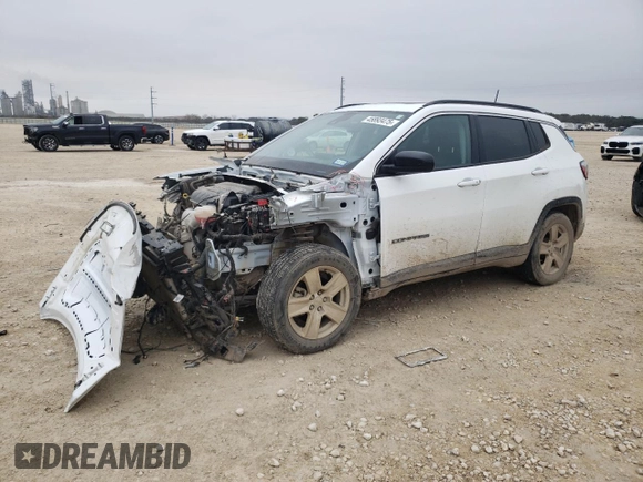 2022 Jeep Compass Latitude with VIN 3C4NJCBB3NT119450, listed as a Copart auction lot 45893475 with 18,004 mi miles and Salvage Title. Bid and sale history available at carsss.com. Image 1.