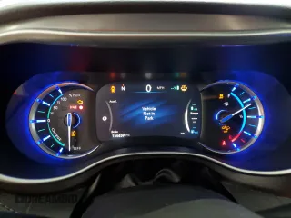 2018 Chrysler Pacifica Hybrid Limited с VIN 2C4RC1N72JR129441, выставлен на аукционе Copart как лот 56548175 с пробегом 154 459 миль миль и Чистый • Clean title. История ставок и продаж доступна на DreamBid. Изображение 9.