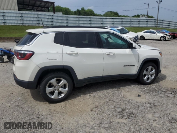 2020 Jeep Compass Latitude with VIN 3C4NJCBB3LT235180, listed as a Copart auction lot 57204295 with 74,821 mi miles and Salvage title. Bid and sale history available at DreamBid. Image 3.
