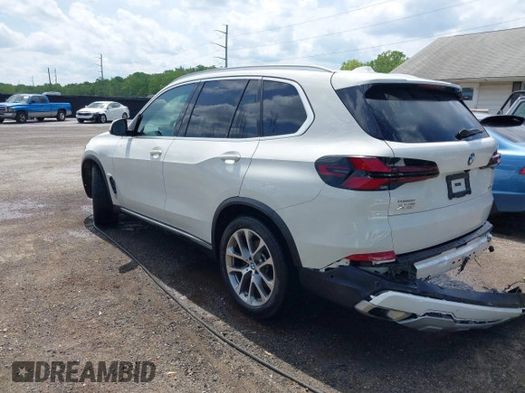 2024 BMW X5 xDrive40i with VIN 5UX23EU00R9V34355, listed as a IAAI auction lot 42135650 with 25,098 mi miles and . Bid and sale history available at DreamBid. Image 3.