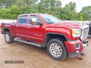 2019 GMC Sierra 2500HD Denali z VIN 1GT12SEY6KF104047, wystawiony jako IAAI lot #42088700 z przebiegiem 193 606 mil mil oraz . Historia ofert i sprzedaży dostępna na DreamBid. Obrazek 1.