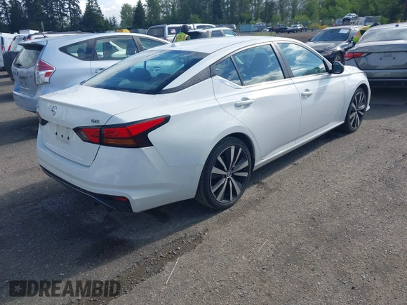 2022 Nissan Altima SR z VIN 1N4BL4CVXNN314267, wystawiony jako IAAI lot #42311934 z przebiegiem 56 536 mil mil oraz . Historia ofert i sprzedaży dostępna na DreamBid. Obrazek 4.