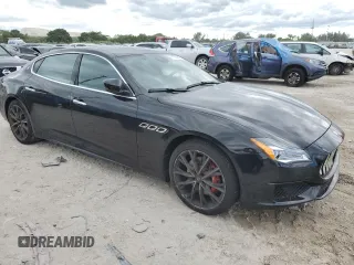 2020 Maserati Quattroporte S with VIN ZAM56YPA9L1354546, listed as a Copart auction lot 71850383 with 20,633 mi miles. Bid and sale history available at carsss.com. Image 4.