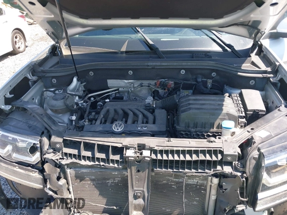 2019 Volkswagen Atlas SE with VIN 1V2UR2CA7KC528108, listed as a IAAI auction lot 42045402 with 66,479 mi miles and . Bid and sale history available at DreamBid. Image 10.