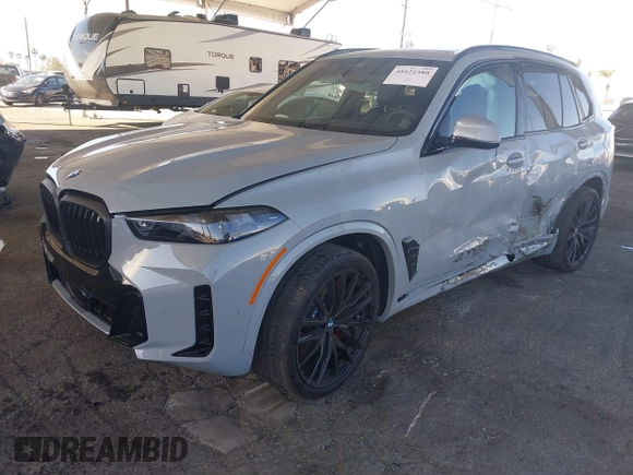 2025 BMW X5 sDrive40i with VIN 5UX13EU06S9Y55088, listed as a IAAI auction lot 41621580 with 1 mi miles. Bid and sale history available at carsss.com. Image 6.