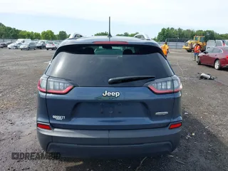 2020 Jeep Cherokee Latitude z VIN 1C4PJLCB7LD631903, wystawiony jako IAAI lot #42523873 z przebiegiem 49 651 mil mil oraz . Historia ofert i sprzedaży dostępna na DreamBid. Obrazek 16.