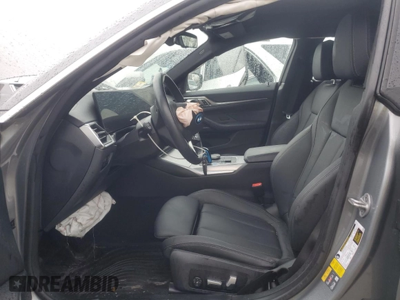 2023 BMW i4 eDrive35 z VIN WBY43AW05PFP52093, wystawiony jako Copart lot #47108575 z przebiegiem 20 437 mil mil oraz Szkoda całkowita • Salvage title. Historia ofert i sprzedaży dostępna na DreamBid. Obrazek 7.