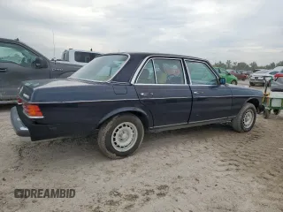 1984 Mercedes-Benz 300 with VIN WDBAB33A9EA047709, listed as a Copart auction lot 68974194 with 86,301 mi miles and Salvage Title. Bid and sale history available at carsss.com. Image 3.