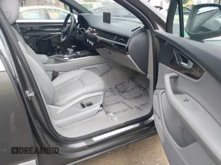 2019 Audi Q7 Premium Plus с VIN WA1LAAF7XKD020928, выставлен на аукционе IAAI как лот 41830260 с пробегом 91 157 миль миль и . История ставок и продаж доступна на DreamBid. Изображение 5.