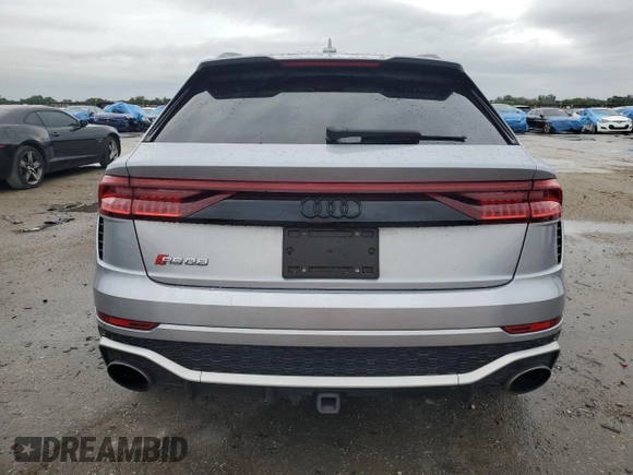 2021 Audi RS Q8 z VIN WU1ARBF13MD008178, wystawiony jako Copart lot #88022515 z przebiegiem 41 655 mil mil oraz Nie do naprawy. Historia ofert i sprzedaży dostępna na DreamBid. Obrazek 6.