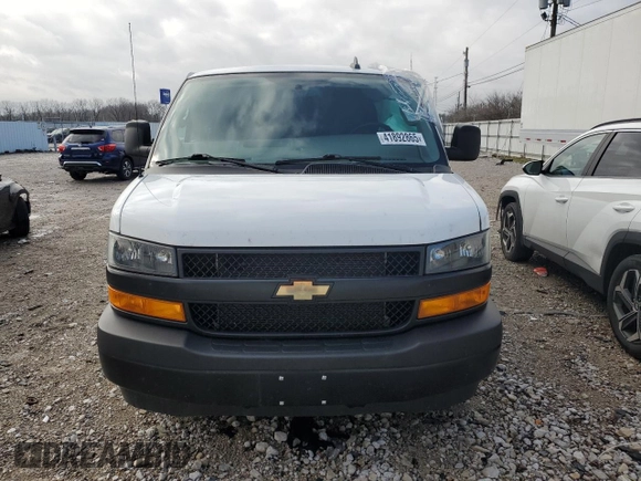 2023 Chevrolet Express Cargo z VIN 1GCWGAFP4P1260339, wystawiony jako Copart lot #41892865 z przebiegiem 7 185 mil mil oraz Nie do naprawy • Non repairable. Historia ofert i sprzedaży dostępna na DreamBid. Obrazek 5.