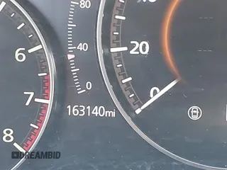 2019 Mazda 3 Preferred z VIN JM1BPAMM2K1135386, wystawiony jako IAAI lot #42420143 z przebiegiem 163 140 mil mil oraz . Historia ofert i sprzedaży dostępna na DreamBid. Obrazek 15.