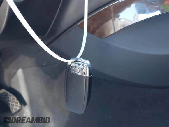 2017 Audi Q5 Premium Plus с VIN WA1L2AFP0HA013977, выставлен на аукционе IAAI как лот 40137120 с пробегом 62 834 миль миль и . История ставок и продаж доступна на DreamBid. Изображение 11.