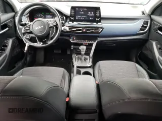 2023 Kia Seltos S with VIN KNDEU2AA7P7351843, listed as a Copart auction lot 83433154 with 38,576 mi miles and Salvage title. Bid and sale history available at DreamBid. Image 8.