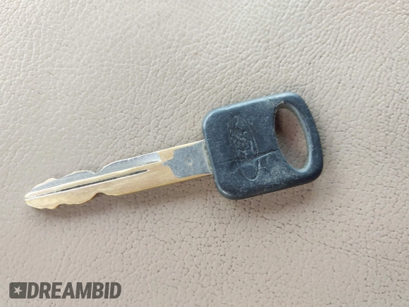 2003 Ford F-250 XL с VIN 1FTNW21P93EB38638, выставлен на аукционе IAAI как лот 42278948 с пробегом 565 931 миль миль и . История ставок и продаж доступна на DreamBid. Изображение 11.