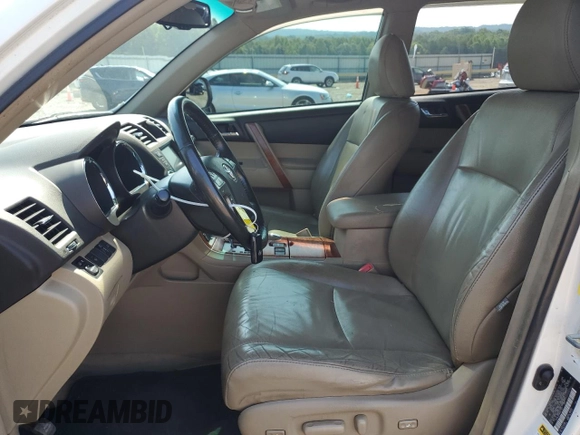 2010 Toyota Highlander Limited with VIN 5TDYK3EH8AS017561, listed as a Copart auction lot 62384975 with 141,853 mi miles and Salvage title. Bid and sale history available at DreamBid. Image 7.