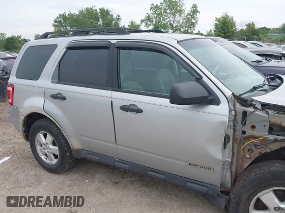 2008 Ford Escape XLT с VIN 1FMCU93128KA54213, выставлен на аукционе IAAI как лот 42558890 с пробегом 115 995 миль миль и . История ставок и продаж доступна на DreamBid. Изображение 14.