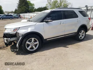 2017 Ford Explorer XLT z VIN 1FM5K8D85HGD09198, wystawiony jako Copart lot #53959655 z przebiegiem 141 868 mil mil oraz Szkoda całkowita • Salvage title. Historia ofert i sprzedaży dostępna na DreamBid. Obrazek 1.