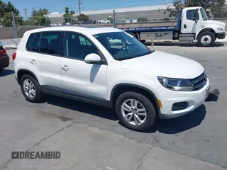 2012 Volkswagen Tiguan SE with VIN WVGAV7AX4CW603198, listed as a IAAI auction lot 42581562 with 119,739 mi miles and . Bid and sale history available at DreamBid. Image 1.