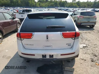 2011 Lincoln MKX with VIN 2LMDJ8JK3BBJ33995, listed as a Copart auction lot 69060004 with 188,962 mi miles and Salvage Title. Bid and sale history available at carsss.com. Image 6.