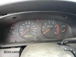 2001 Nissan Frontier XE z VIN 1N6DD26S71C315501, wystawiony jako Copart lot #55604945 z przebiegiem 202 275 mil mil oraz Szkoda całkowita • Salvage title. Historia ofert i sprzedaży dostępna na DreamBid. Obrazek 9.