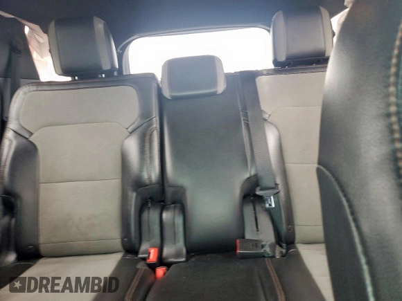 2017 Ford Explorer XLT with VIN 1FM5K7D86HGA69038, listed as a Copart auction lot 60349135 with 139,562 mi miles and Salvage title. Bid and sale history available at DreamBid. Image 10.
