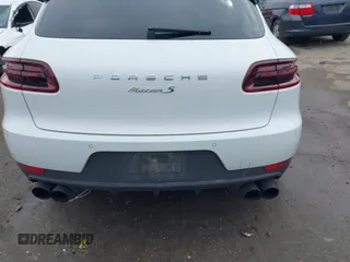 2016 Porsche Macan S with VIN WP1AB2A52GLB51109, listed as a IAAI auction lot 41782517 with 96,218 mi miles and . Bid and sale history available at DreamBid. Image 16.