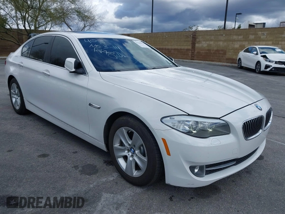 2013 BMW 5 Series 528i with VIN WBAXG5C50DDY34618, listed as a IAAI auction lot 41665956 with 85,088 mi miles and . Bid and sale history available at carsss.com. Image 1.