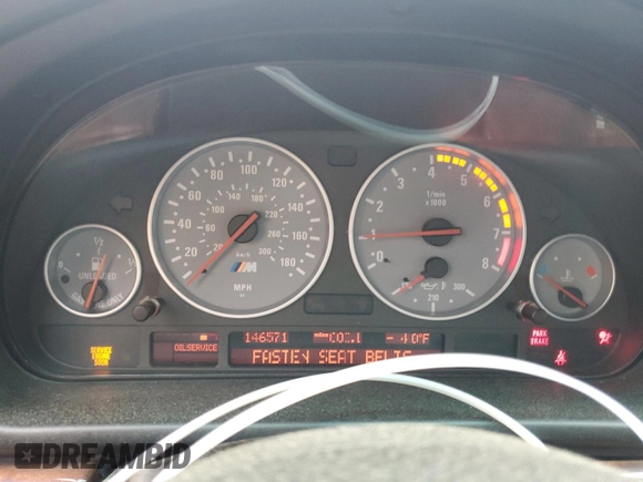 2000 BMW M5 z VIN WBSDE9345YBZ94319, wystawiony jako Copart lot #49945325 z przebiegiem 146 571 mil mil oraz Czysty tytuł • Clean title. Historia ofert i sprzedaży dostępna na DreamBid. Obrazek 9.