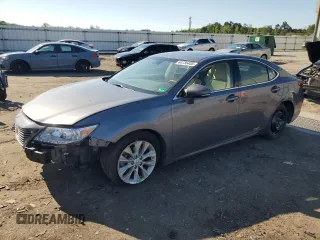 2013 Lexus ES 300h with VIN JTHBW1GG5D2009575, listed as a Copart auction lot 60736405 with 194,588 mi miles and Salvage title. Bid and sale history available at DreamBid. Image 1.