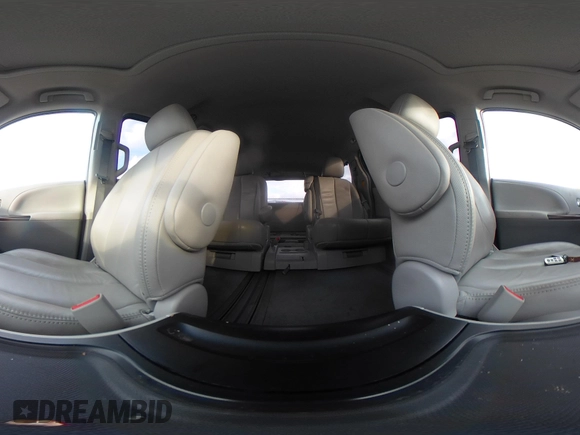 2014 Toyota Sienna XLE with VIN 5TDYK3DC0ES421501, listed as a IAAI auction lot 41672414 with 111,911 mi miles. Bid and sale history available at carsss.com. Image 18.