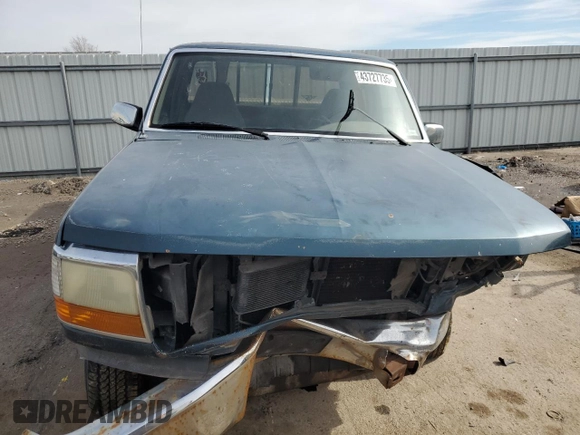 1995 Ford F-150 with VIN 1FTEX15N5SKA70760, listed as a Copart auction lot 43727735 with 295,723 mi miles and Salvage Title. Bid and sale history available at carsss.com. Image 5.
