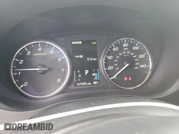 2014 Mitsubishi Outlander GT z VIN JA4JZ4AX7EZ017369, wystawiony jako Copart lot #54223775 z przebiegiem 131 555 mil mil oraz Szkoda całkowita • Salvage title. Historia ofert i sprzedaży dostępna na DreamBid. Obrazek 9.
