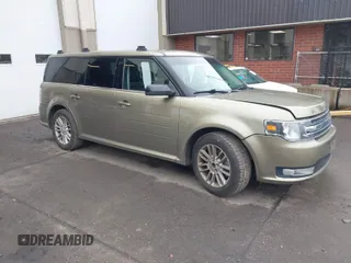 2013 Ford Flex SEL with VIN 2FMHK6C87DBD15704, listed as a IAAI auction lot 41581765 with 152,041 mi miles. Bid and sale history available at carsss.com. Image 1.