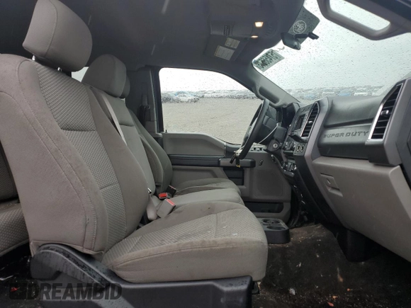 2017 Ford F-250 XLT с VIN 1FT7X2B64HEC84139, выставлен на аукционе Copart как лот 57456575 с пробегом 57 308 миль миль и Списание • Salvage title. История ставок и продаж доступна на DreamBid. Изображение 7.
