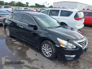 2015 Nissan Altima 2.5 z VIN 1N4AL3AP1FN377141, wystawiony jako IAAI lot #42126222 z przebiegiem 117 047 mil mil oraz . Historia ofert i sprzedaży dostępna na DreamBid. Obrazek 1.
