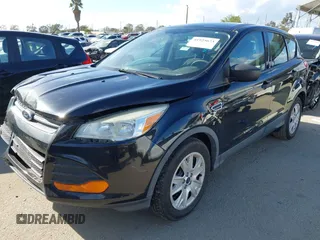 2014 Ford Escape S with VIN 1FMCU0F72EUD51798, listed as a IAAI auction lot 41925673 with 149,545 mi miles. Bid and sale history available at carsss.com. Image 2.