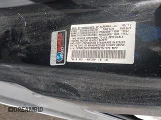 2011 Honda Odyssey EX-L with VIN 5FNRL5H61BB059275, listed as a IAAI auction lot 41293690 with 105,511 mi miles and . Bid and sale history available at carsss.com. Image 9.