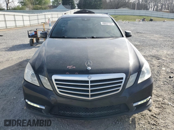 2013 Mercedes-Benz E 350 Luxury with VIN WDDHF5KB4DA680116, listed as a Copart auction lot 49037725 with 154,480 mi miles and Salvage Title. Bid and sale history available at DreamBid. Image 5.