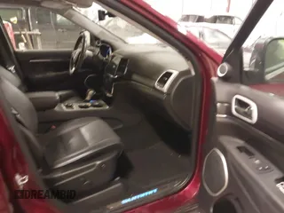 2020 Jeep Grand Cherokee Summit с VIN 1C4RJFJG3LC251228, выставлен на аукционе IAAI как лот 41278249 с пробегом 110 745 миль миль и . История ставок и продаж доступна на DreamBid. Изображение 5.