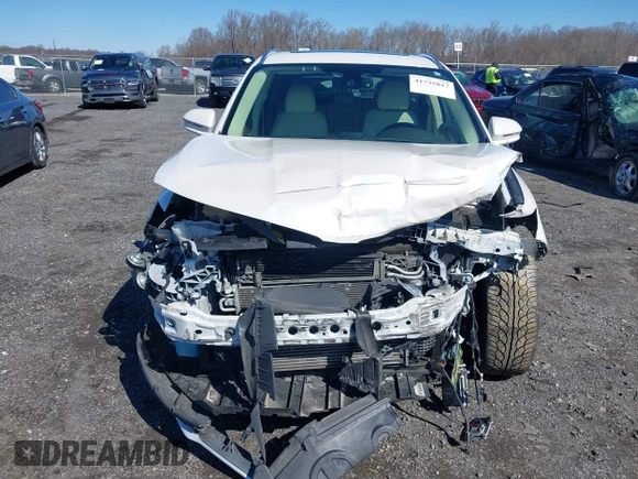 2015 Lincoln MKC with VIN 5LMTJ2AH8FUJ31911, listed as a IAAI auction lot 41735017 with 76,332 mi miles. Bid and sale history available at carsss.com. Image 12.