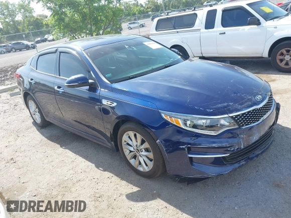 2018 Kia Optima EX with VIN 5XXGU4L32JG261985, listed as a IAAI auction lot 42083868 with 33,264 mi miles and . Bid and sale history available at carsss.com. Image 1.