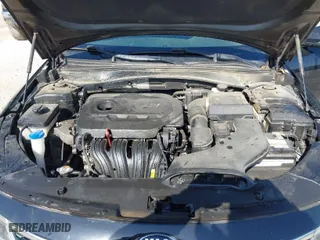 2018 Kia Optima S with VIN 5XXGT4L32JG253680, listed as a IAAI auction lot 41982361 with 204,237 mi miles. Bid and sale history available at carsss.com. Image 10.